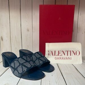 Valentino Garavani VLOGO ToileIconographe Slide Sandals Navy/Denim Sz 38.5 / 8.5